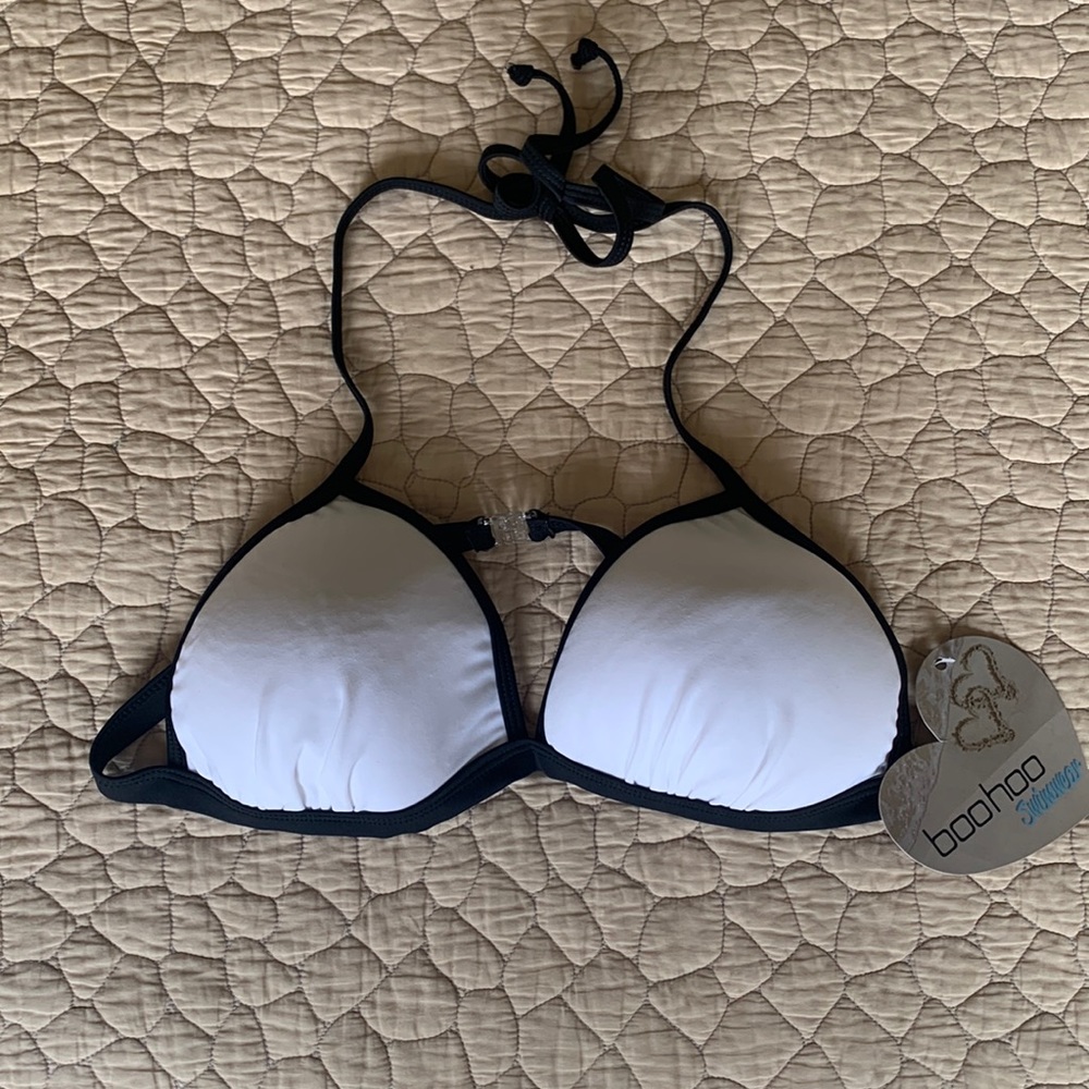 NWT Blk & Wht Bikini Top